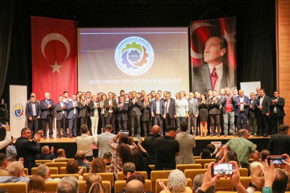 Başkan Arslan Keleş yeni dönem kadrosunu tanıttı