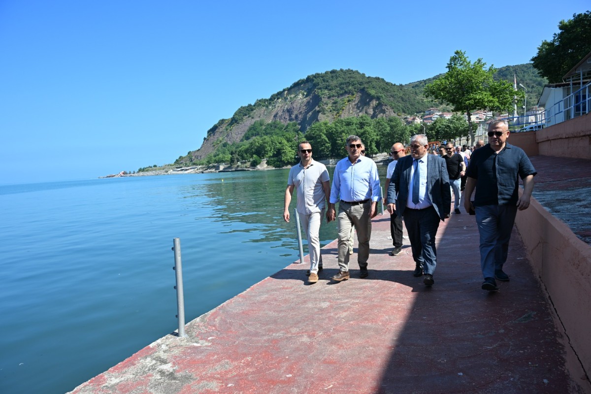 PLAJLAR YENİ SEZONA HAZIRLANIYOR