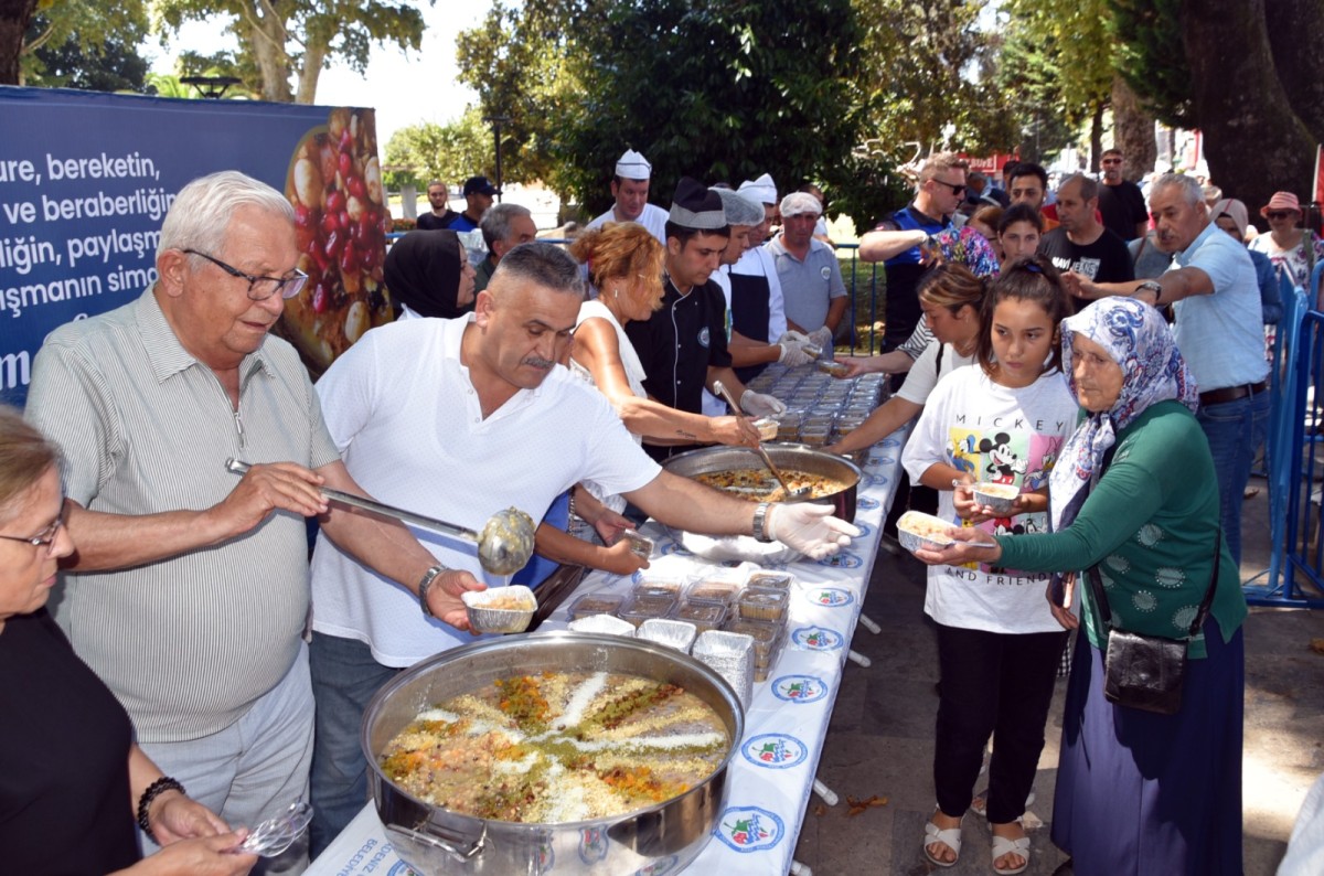 Kdz. Ereğli Belediyesi aşure paylaşacak