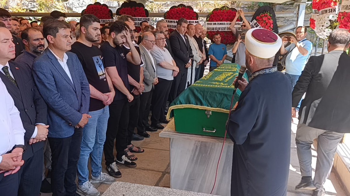 ZONGULDAK EĞİTİM CAMİASININ ACI GÜNÜ: ŞAHİN ÖREN'E SON GÖREV