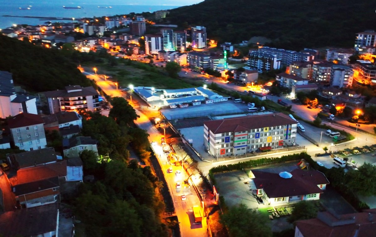 KDZ. EREĞLİ BELEDİYESİ KEMER BÖLGESİNDE GECE GÜNDÜZ ÇALIŞIYOR