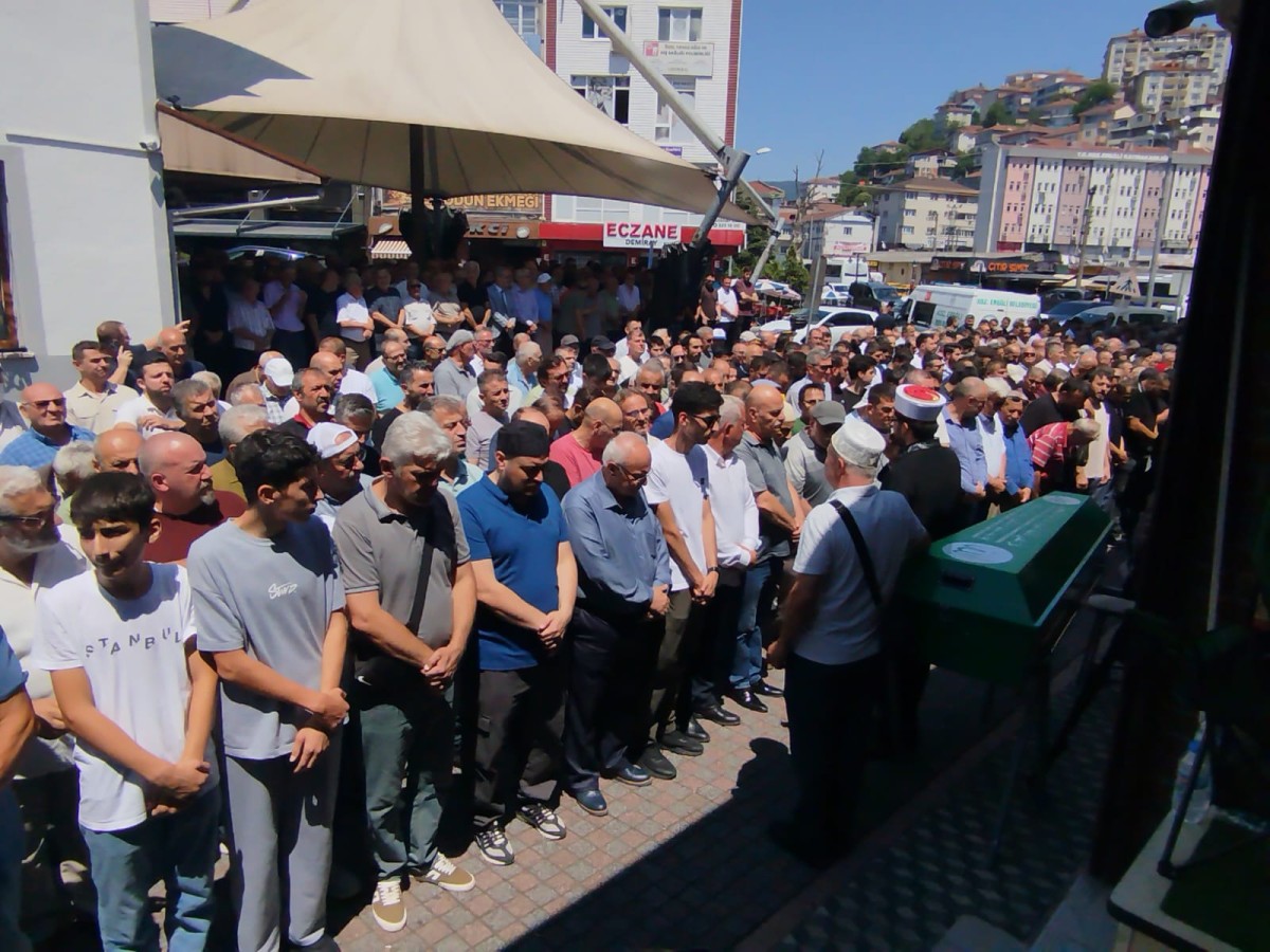 MUSTAFA DANIŞMAZ'A SON GÖREV!