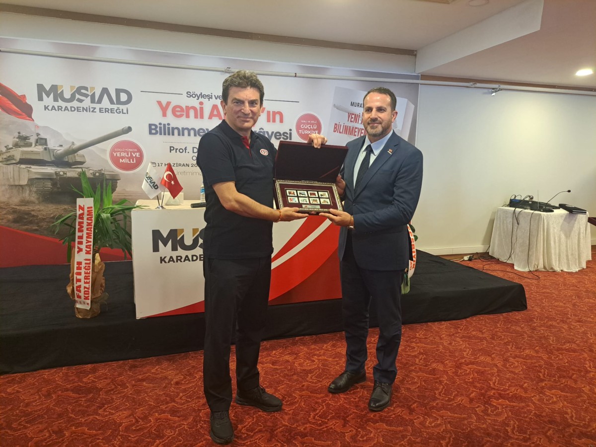“Yeni Altay’ın Bilinmeyen Hikayesi” söyleşi ve imza gününe yoğun ilgi