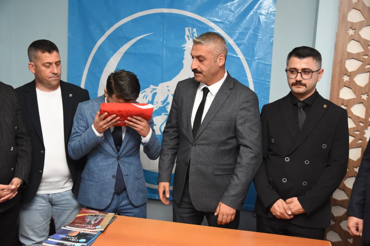 Kdz. Ereğli Ülkü Ocakları’nda yeni başkan Hakan Özkan oldu