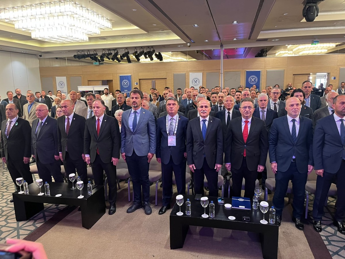 İYİ PARTİ'DEN İKTİDARA KÖMÜR KONGRESİ TEPKİSİ 