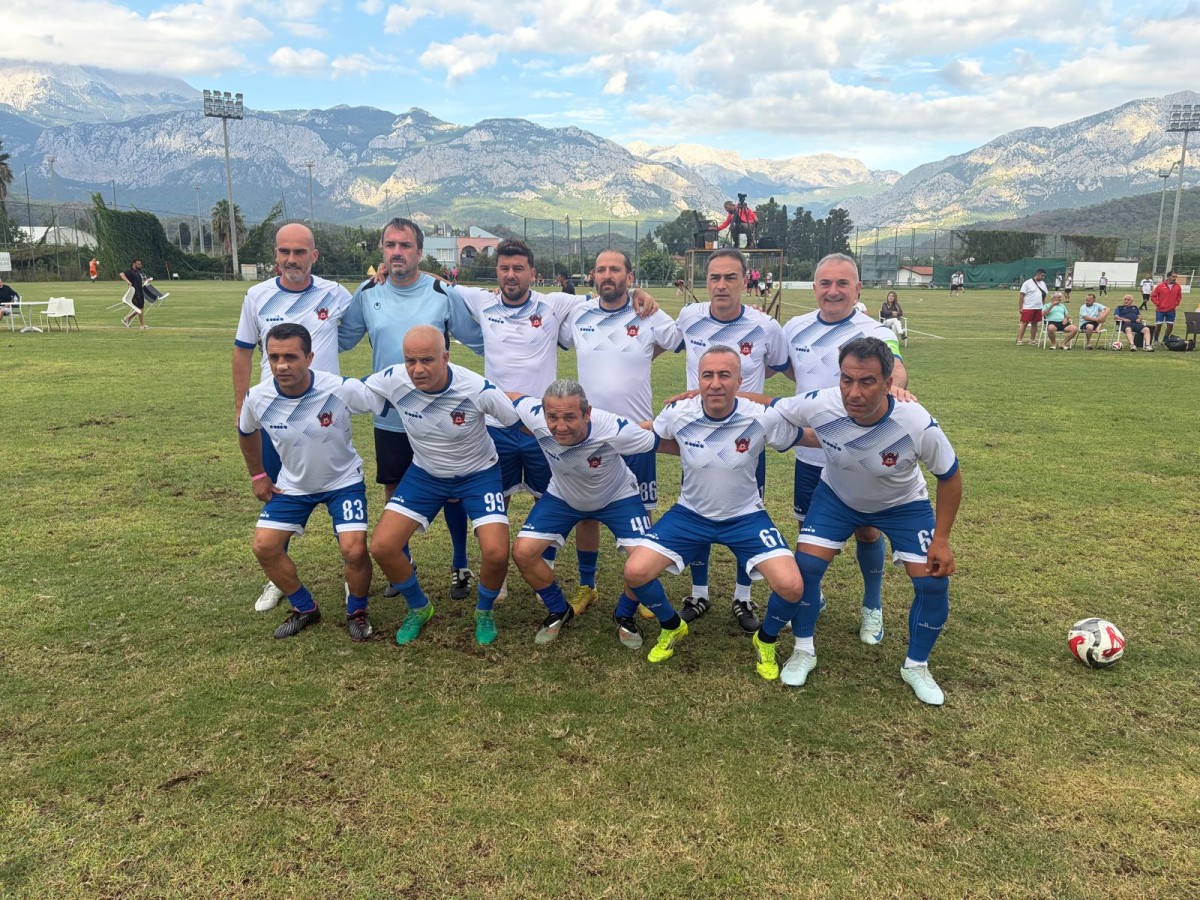 Kdz. Ereğli Turgut Tanyıldız Masterler turnuvada 3. oldu